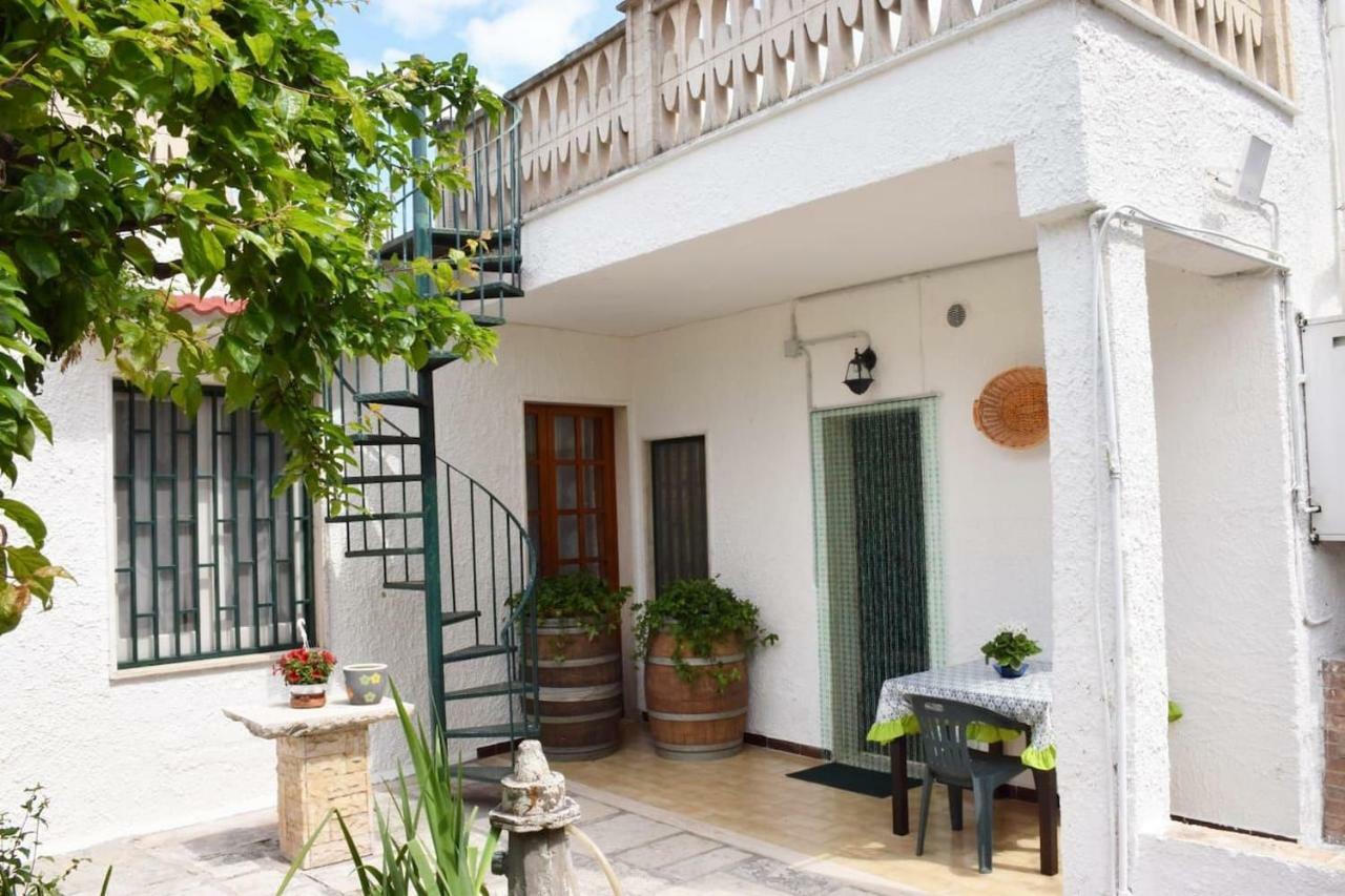 Tonia'S Mansion Vila Bari Exterior foto